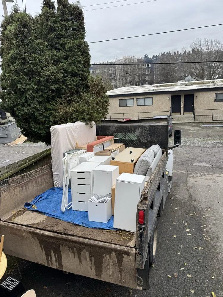 Professional garden landscaping in Lake Stevens, WA - Gonzalez Junk Removal and Hauling