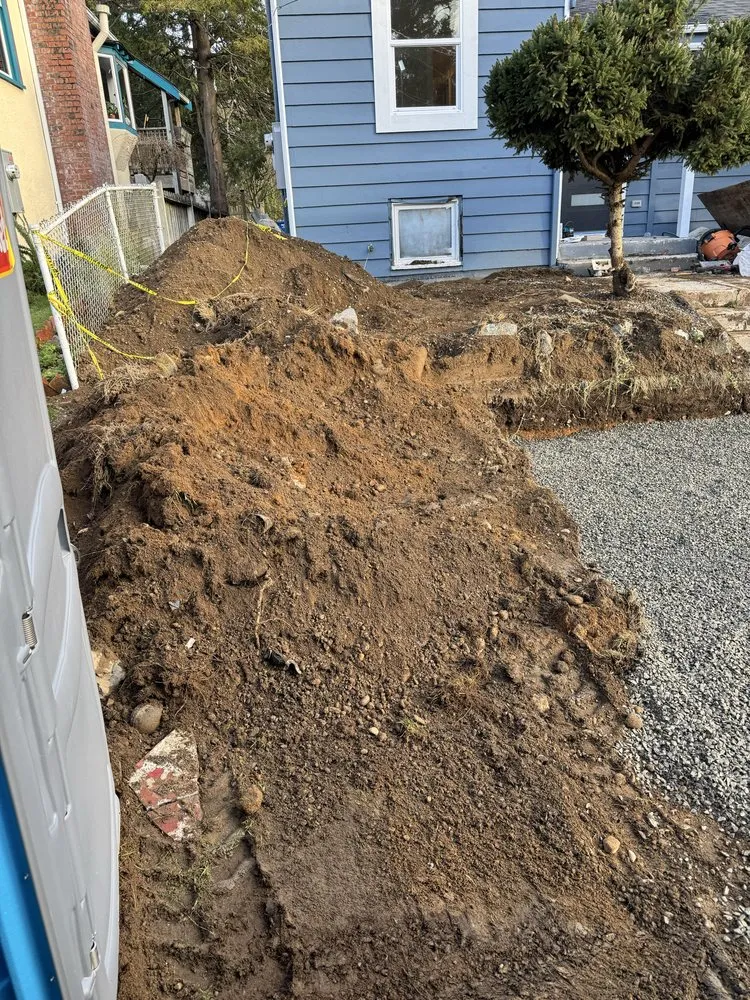 Reliable yard cleanup service with custom design across Lake Stevens, WA - Gonzalez Junk Removal and Hauling