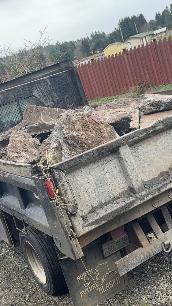 Local landscape installation for year-round maintenance across Lake Stevens, WA - Gonzalez Junk Removal and Hauling