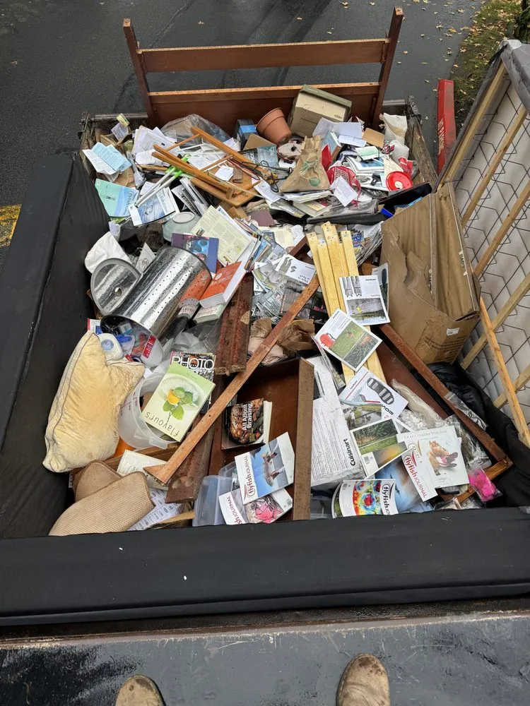 Expert yard cleanup service experts serving Lake Stevens, WA - Gonzalez Junk Removal and Hauling