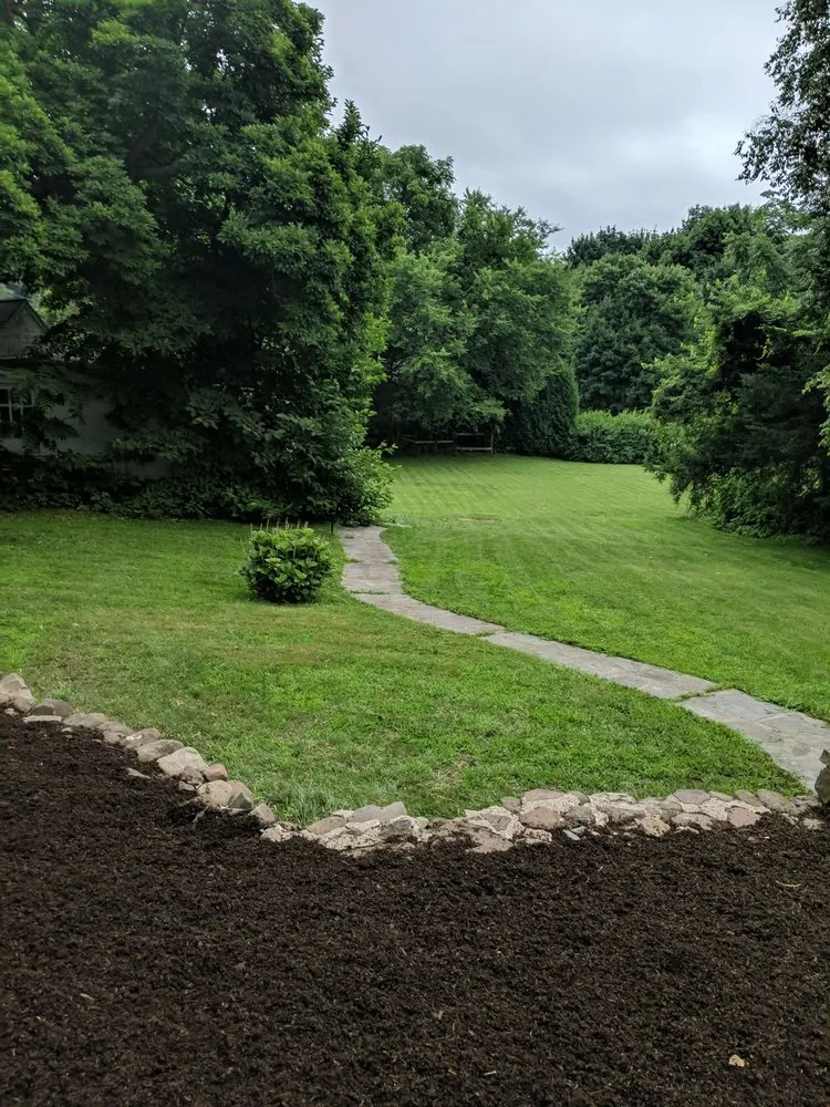 Trusted yard maintenance experts serving Waterbury, CT - Gonzalez Landscaping & Home Care