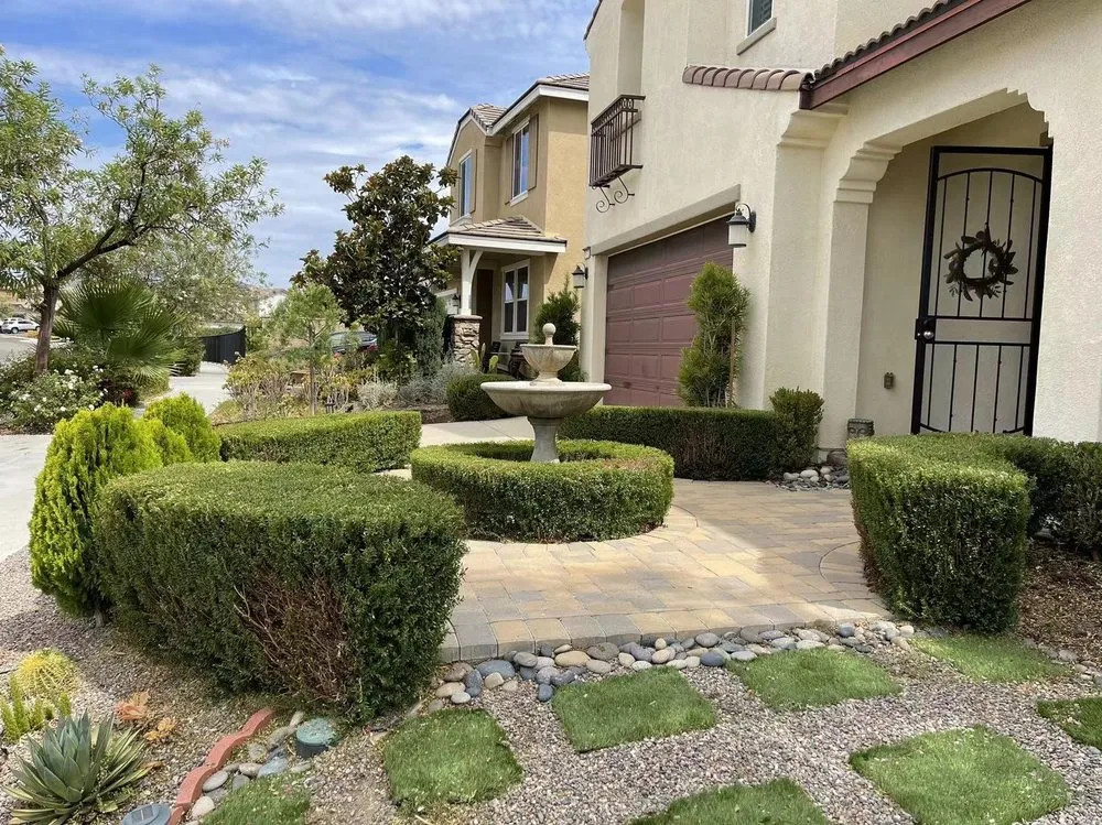 Reliable lawn mowing service experts serving Fallbrook, CA - Gonzalez Landscaping & Tree Services