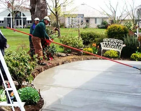 Top-rated yard cleanup service experts serving Gresham, OR - Gonzalez Landscaping