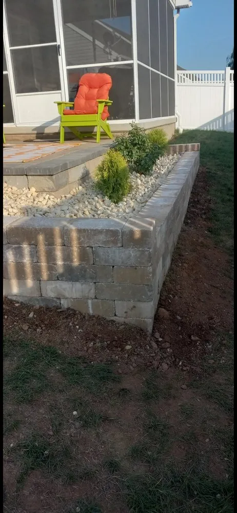 Custom lawn care service in Lancaster, PA - Gonzalez Landscaping service