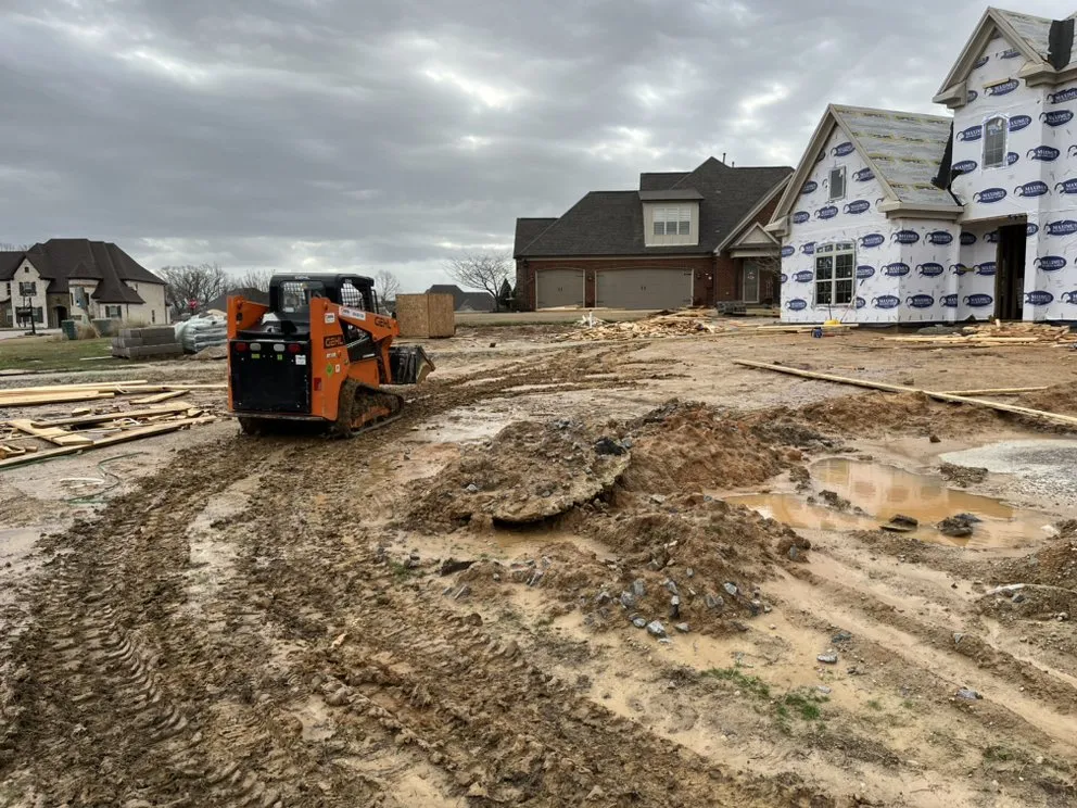 Trusted yard maintenance for beautiful yards in Hernando, MS by Gonzalez Lawn Care & Services