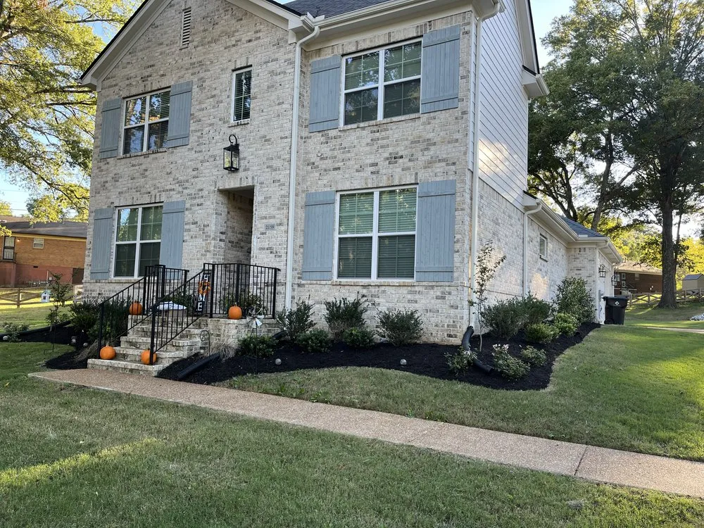 Expert garden landscaping for year-round maintenance across Hernando, MS - Gonzalez Lawn Care & Services