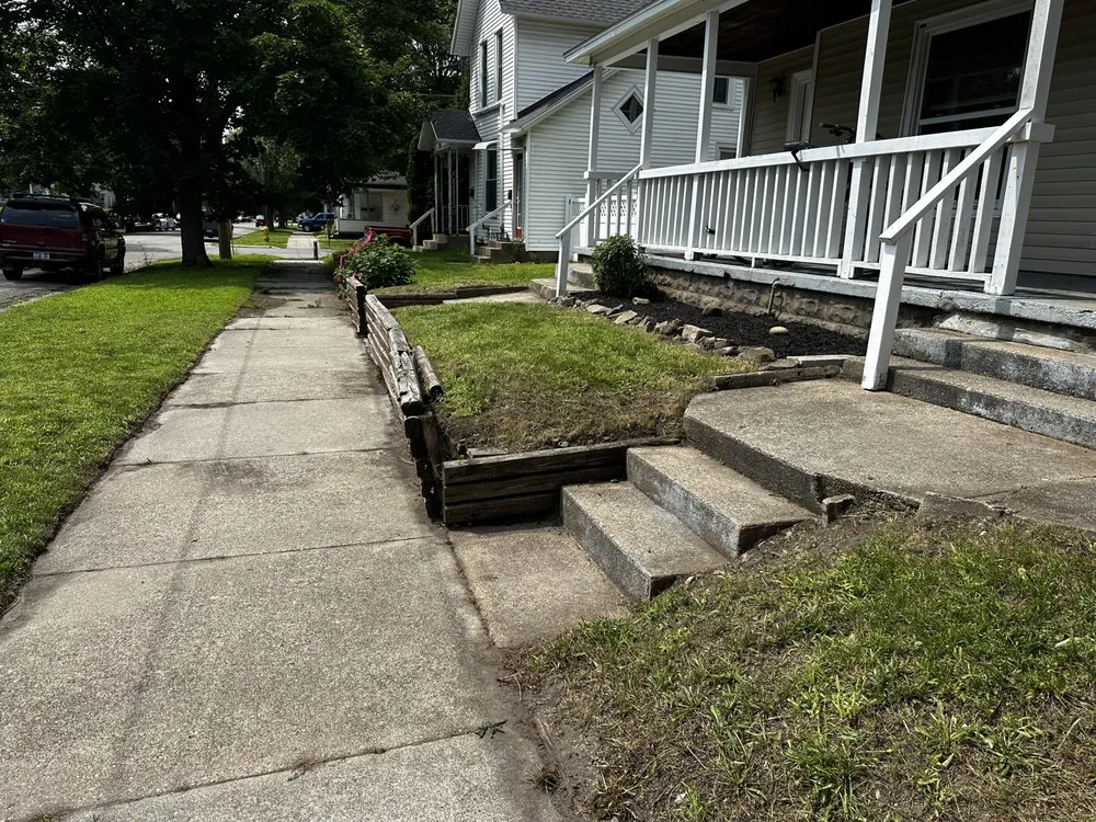 Reliable yard maintenance for outdoor upgrades in Grand Rapids, MI by Gonzalez Lawn Impressions