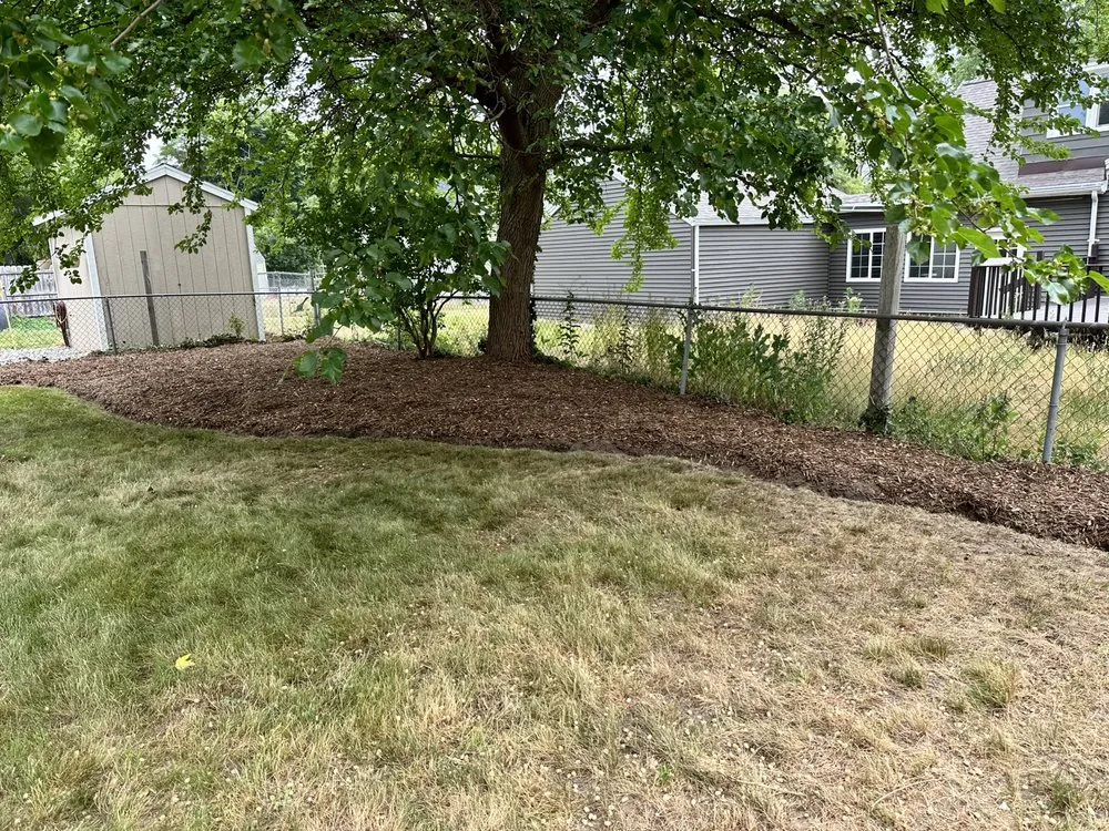 Custom landscaping services experts serving Grand Rapids, MI - Gonzalez Lawn Impressions