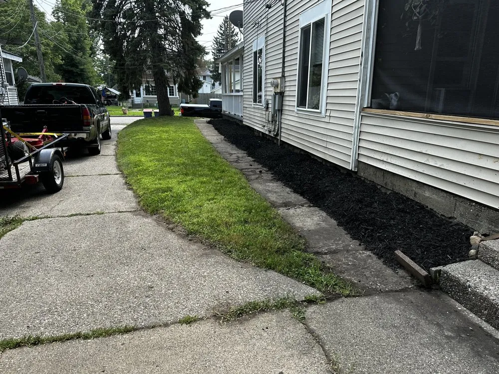Professional yard cleanup service experts serving Grand Rapids, MI - Gonzalez Lawn Impressions