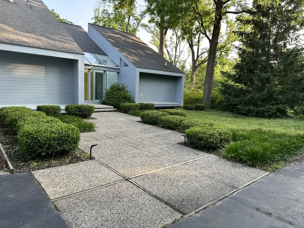 Custom landscape design in Grand Rapids, MI by Gonzalez Lawn Impressions