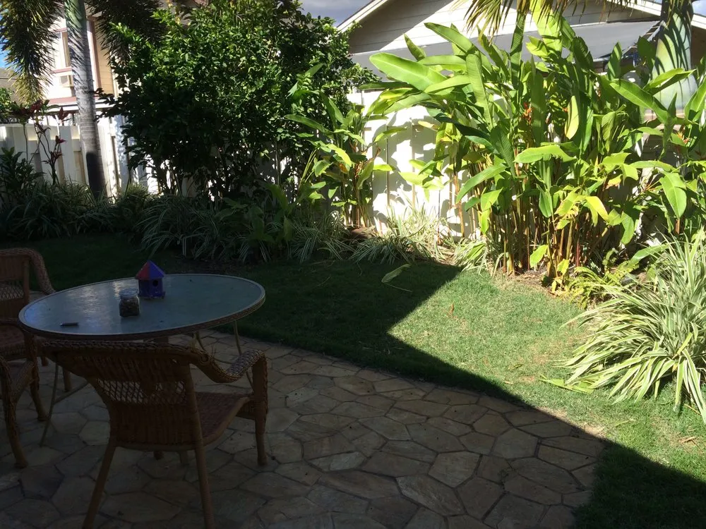 Trusted lawn mowing service for beautiful yards across Honolulu, HI - Gonzalez Maintenance