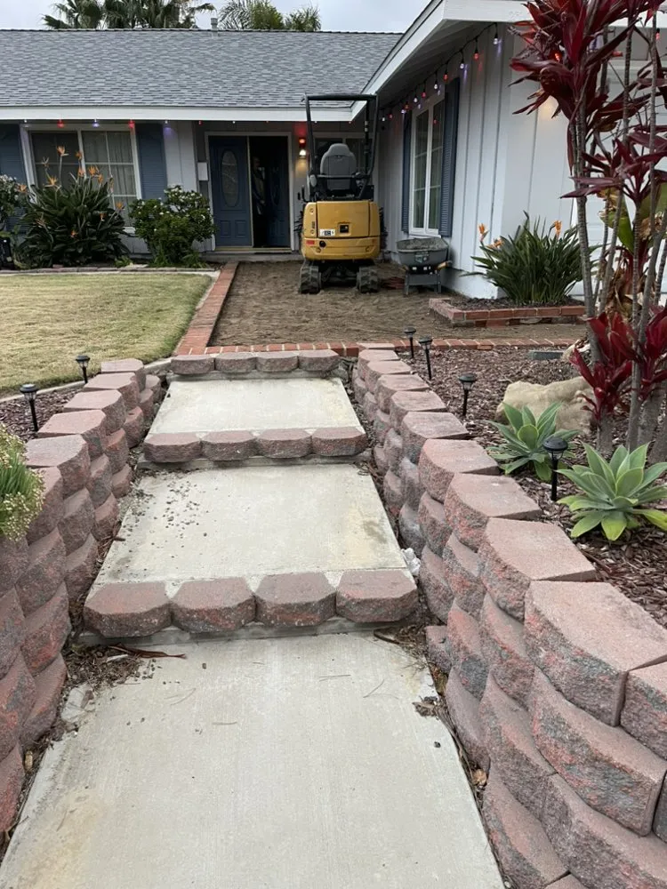 Custom landscape design in Laguna Niguel, CA by Gonzalez Masonry