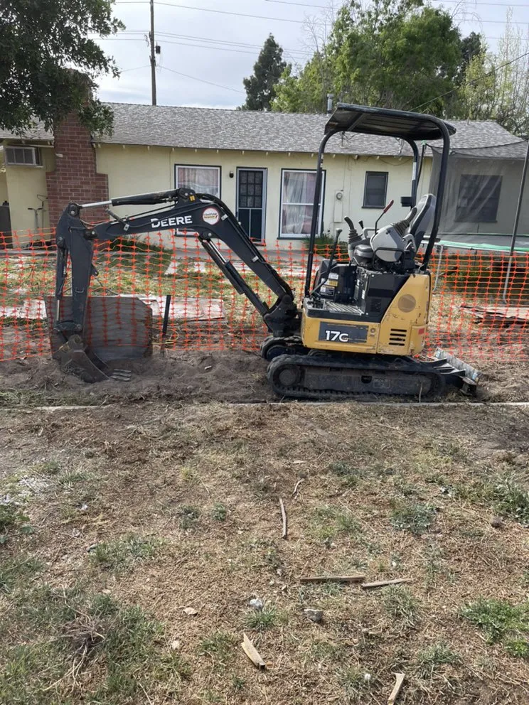 Custom lawn care service near you in Laguna Niguel, CA by Gonzalez Masonry