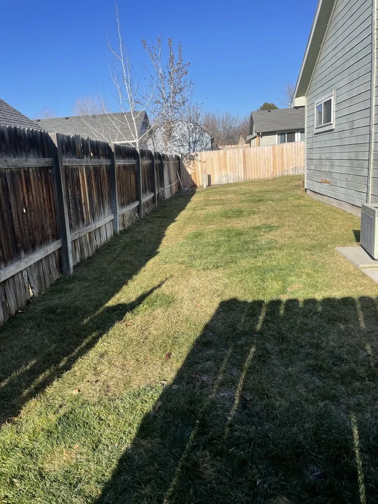 Top-rated lawn care service near you across Meridian, ID - Gonzalez