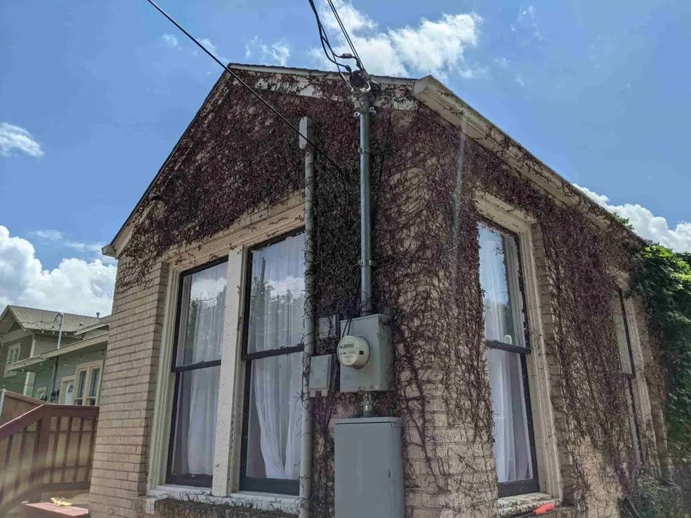 Top-rated lawn mowing service in Dallas, TX - Gonzalez Professional Landscaping Services.