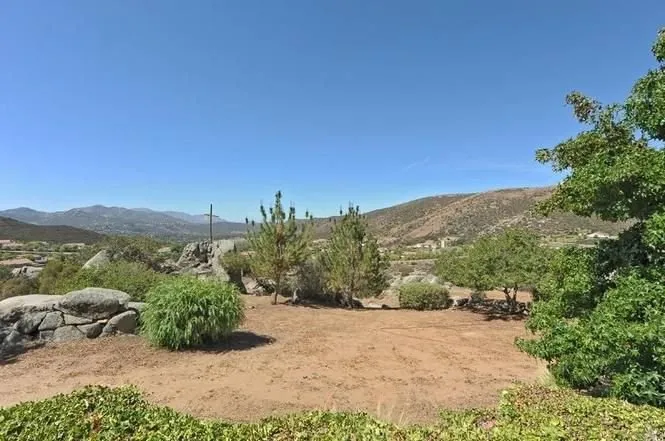 Local landscape installation in Ramona, CA by Gonzalo Flores Landscaping