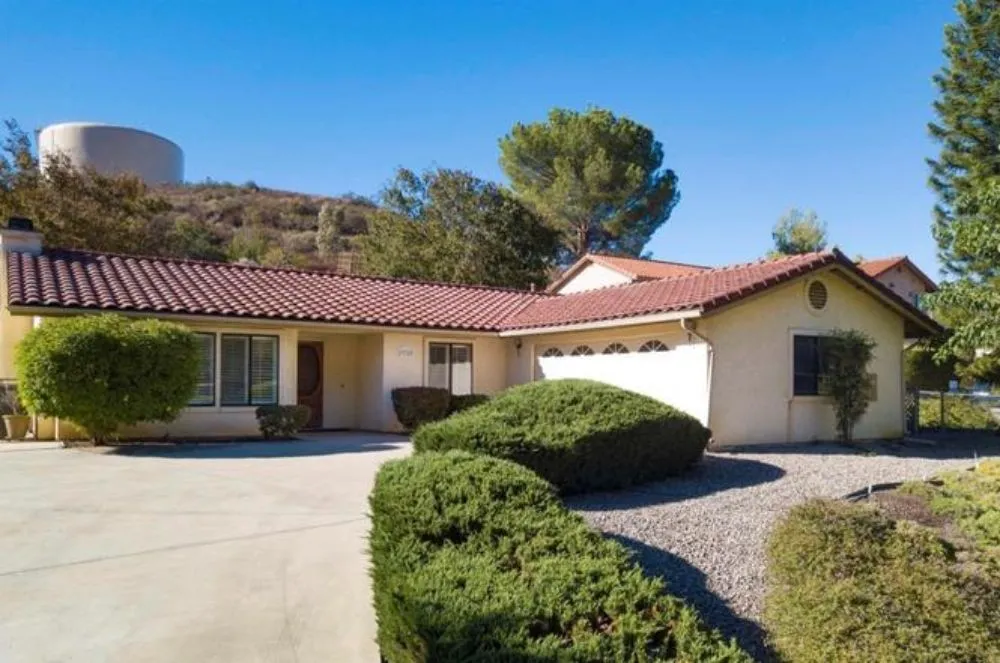 Top-rated residential landscaping experts serving Ramona, CA - Gonzalo Flores Landscaping