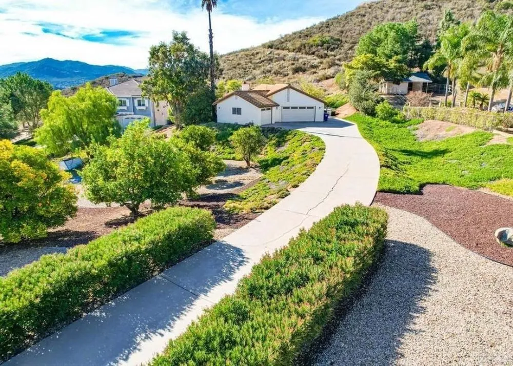 Custom landscape installation in Ramona, CA by Gonzalo Flores Landscaping