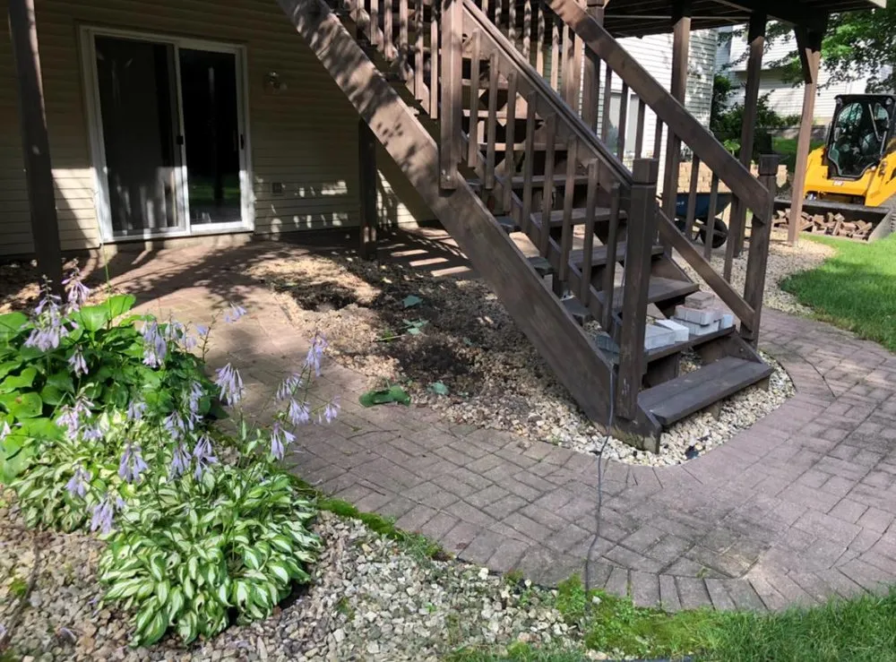 Reliable garden landscaping experts serving Lakeville, MN - Gonzo Bros. Landscape