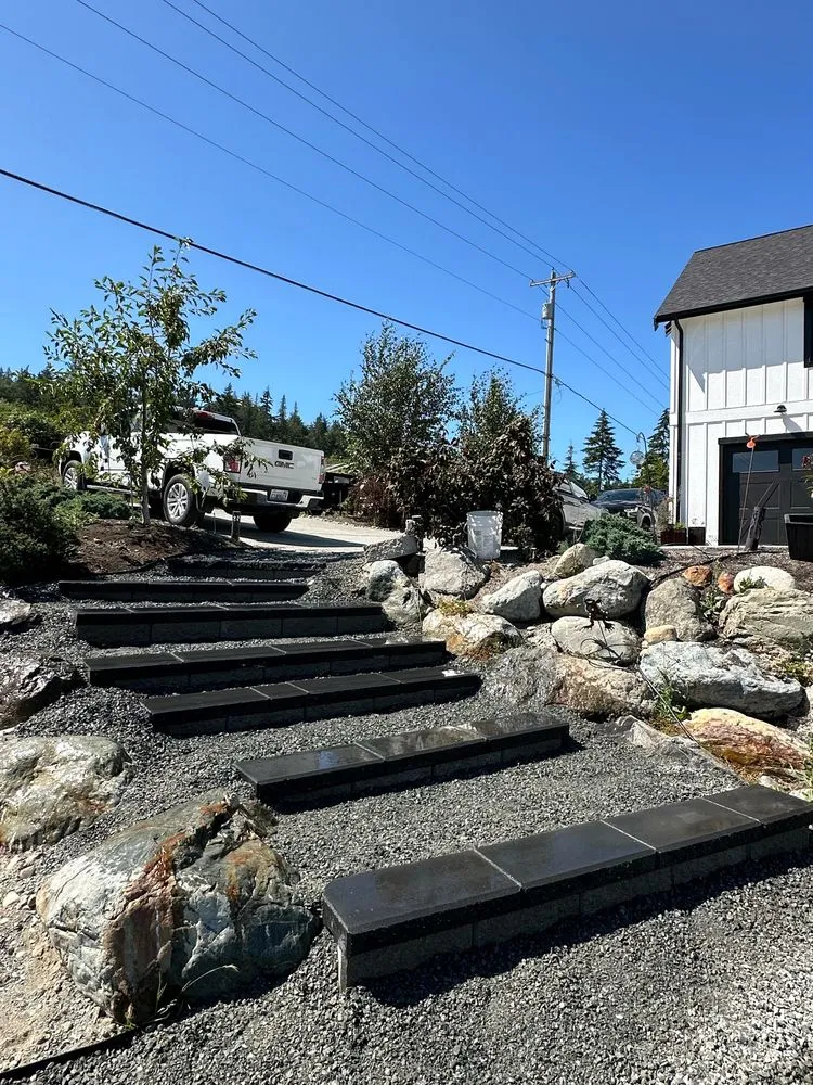 Reliable lawn care service experts serving Mount Vernon, WA - Good 2 Go Construction & Landscaping