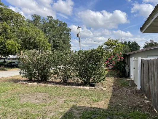 Good Day Tractor Services Logo