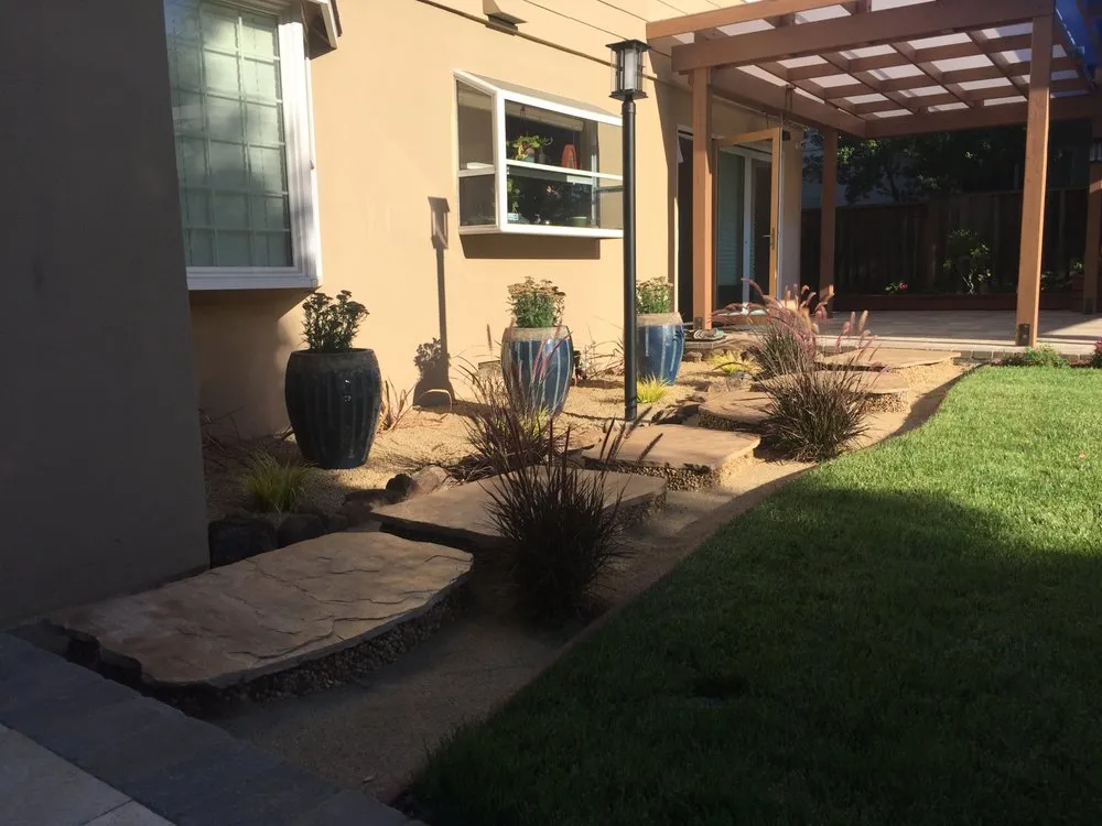 Reliable lawn care service in Irvine, CA - Good Earth Landscape