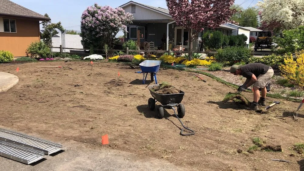 Reliable lawn mowing service experts serving Lewiston, ID - Good Fellas