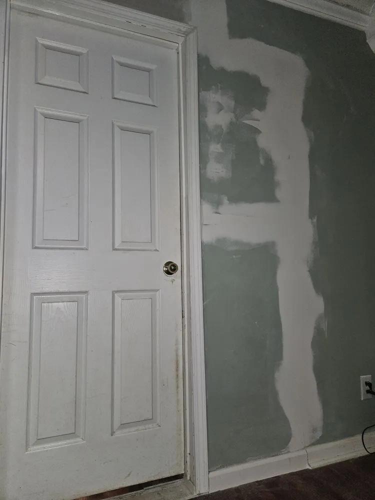 Affordable lawn care service experts serving Macon, GA - Good Fellas Painting & Remodeling