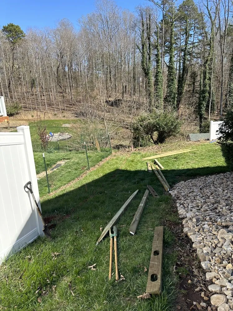 Top-rated yard maintenance in Ridgeway, VA by Good Gardens