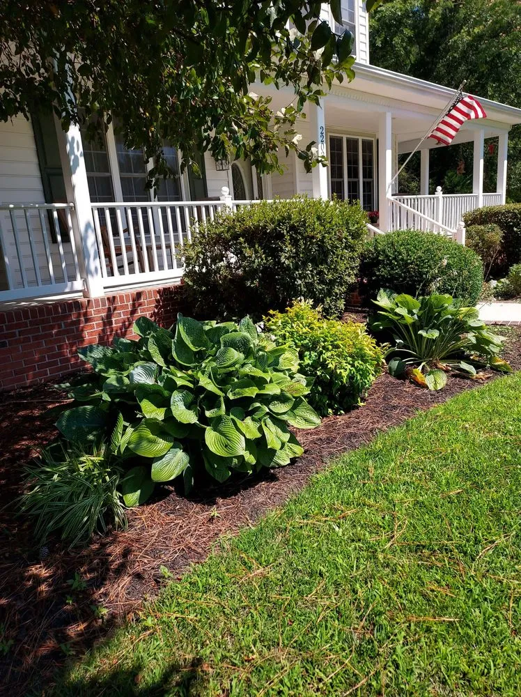 Affordable garden landscaping for beautiful yards across Pocomoke City, MD - Good lawn care Landscaping