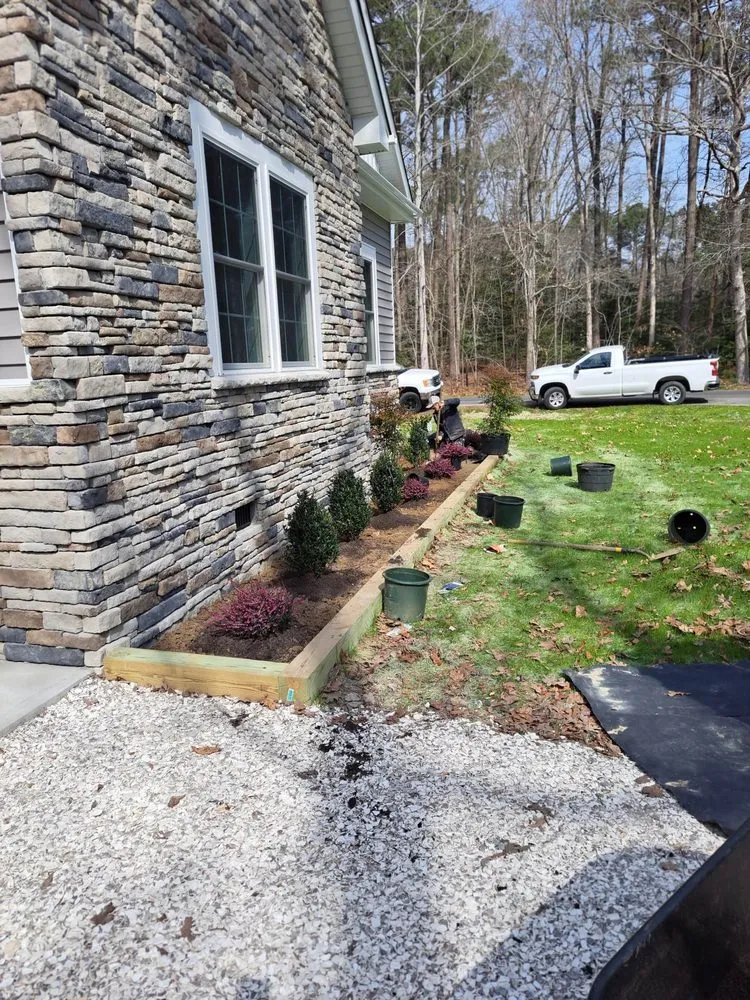 Professional landscaping services for year-round maintenance in Pocomoke City, MD by Good lawn care Landscaping