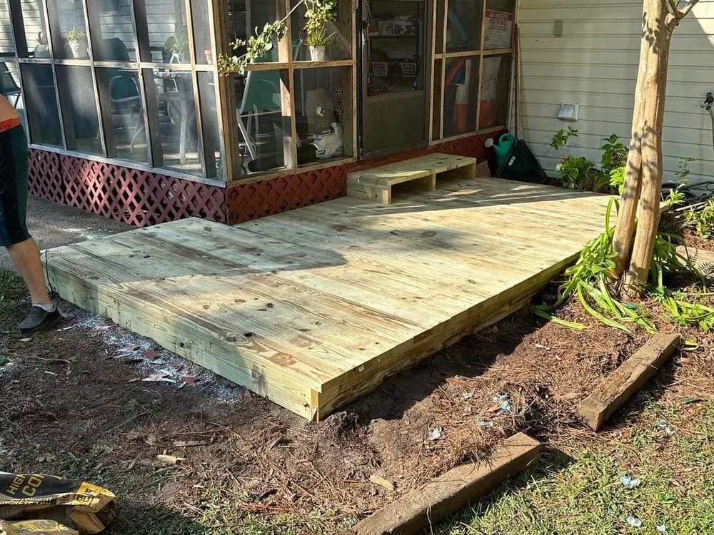 Reliable yard maintenance experts serving Crawfordville, FL - Good Lookin Fences & More