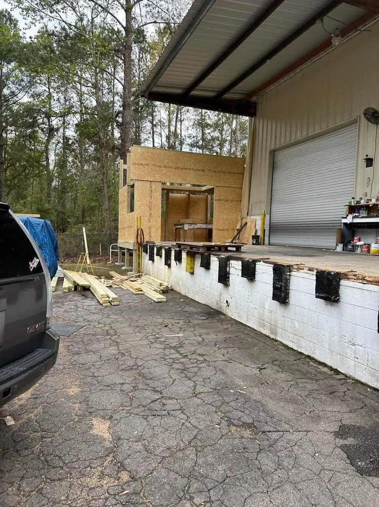 Professional yard cleanup service for residential properties across Crawfordville, FL - Good Lookin Fences & More