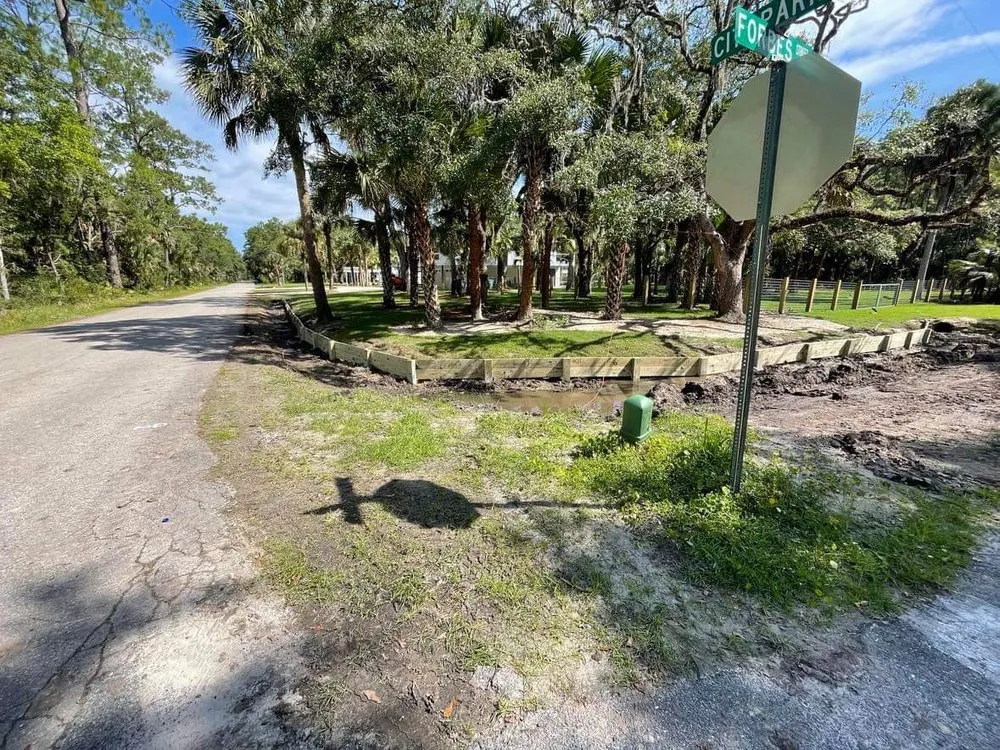 Trusted lawn care service in Crawfordville, FL by Good Lookin Fences & More