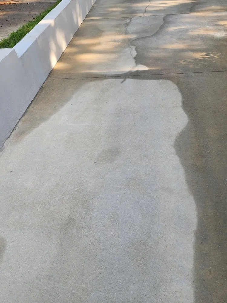 Affordable lawn mowing service in Milton, FL by Good Neighbor Handyman Services