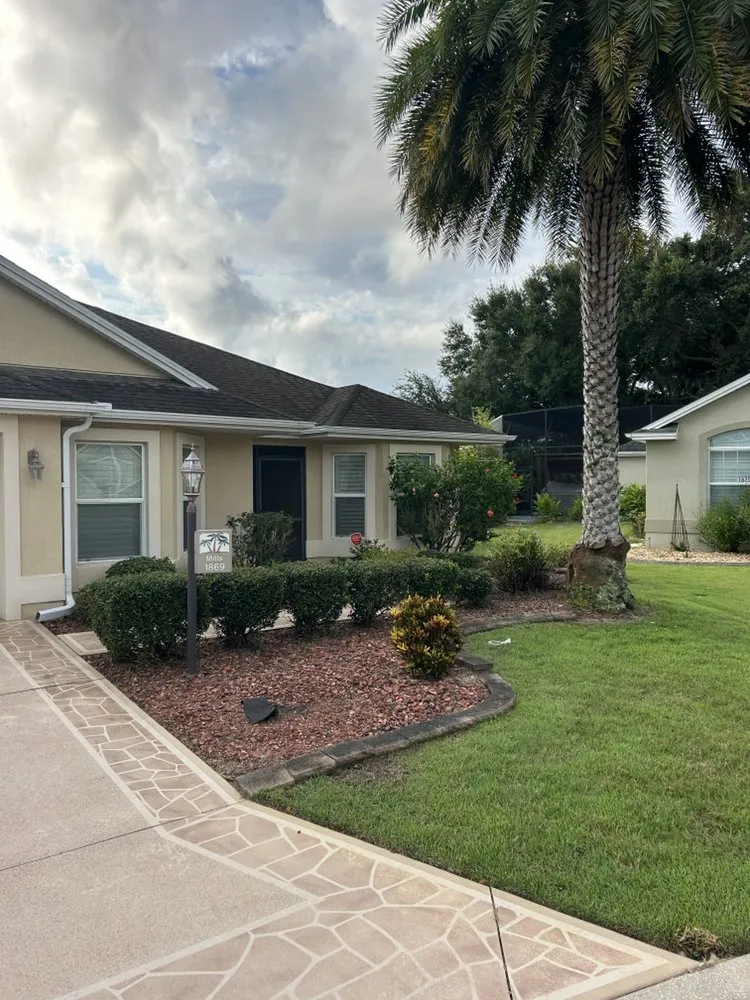 Local landscaping services in Summerfield, FL by Good Neighbor Lawn Care