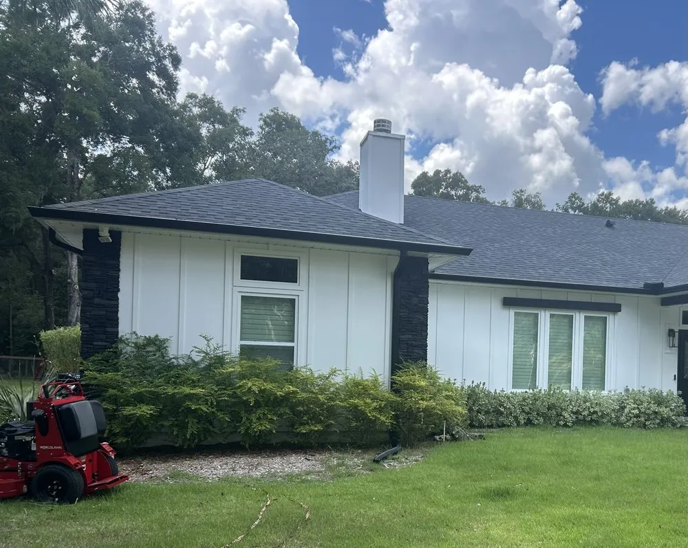 Custom residential landscaping experts serving Summerfield, FL - Good Neighbor Lawn Care