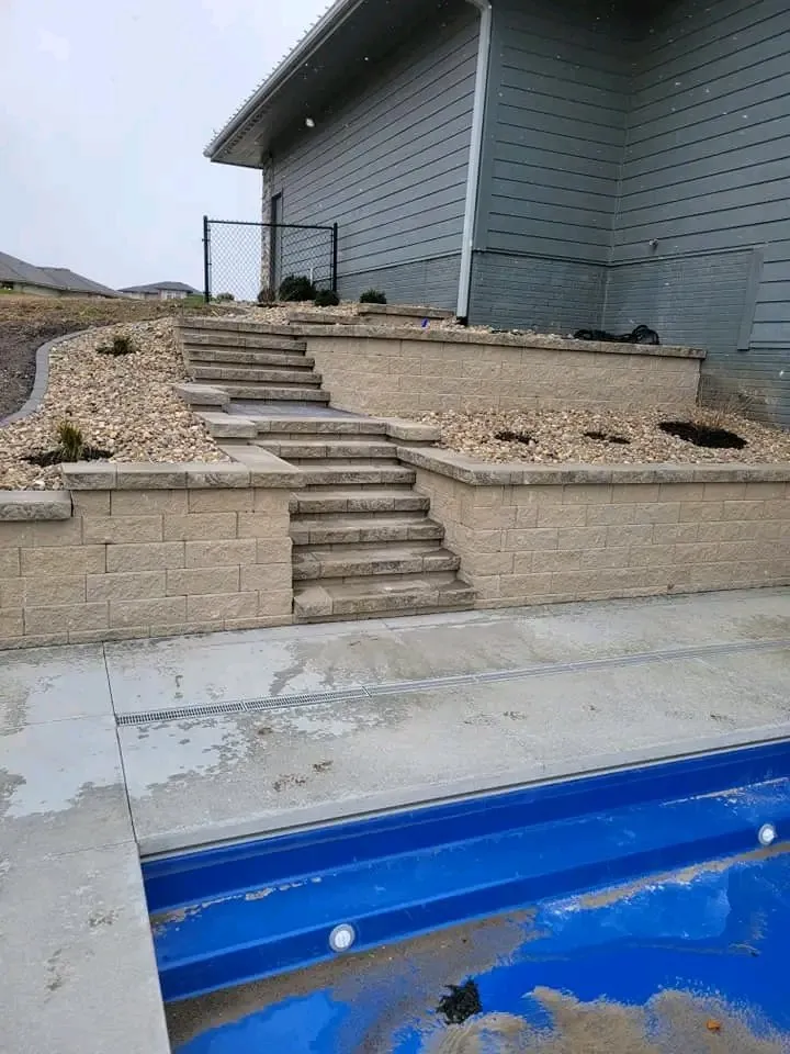 Affordable outdoor landscaping in Frenchburg, KY - Good Olboy Zland