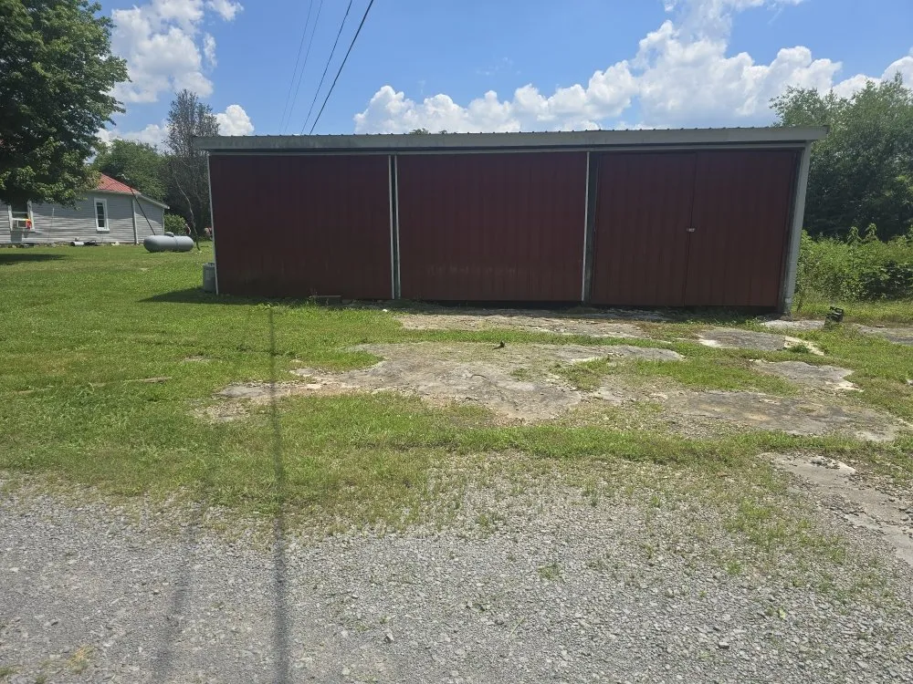 Trusted yard cleanup service in Lewisburg, TN - Good Ole Boy Landscaping