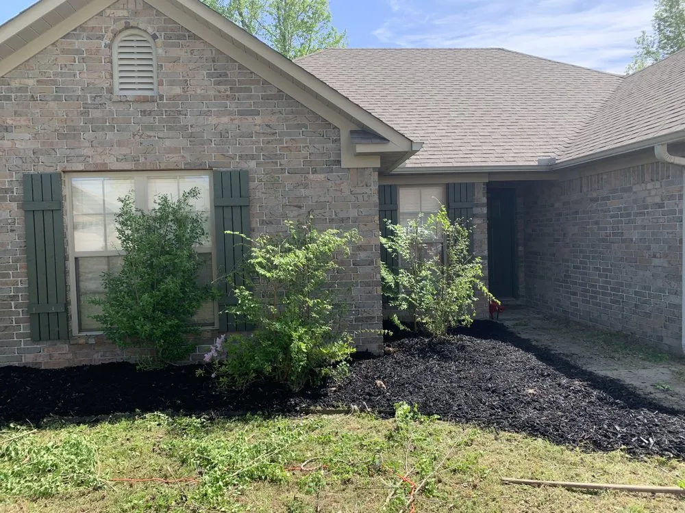 Custom landscaping services with custom design across Vilonia, AR - Good Ole Boys LandScaping