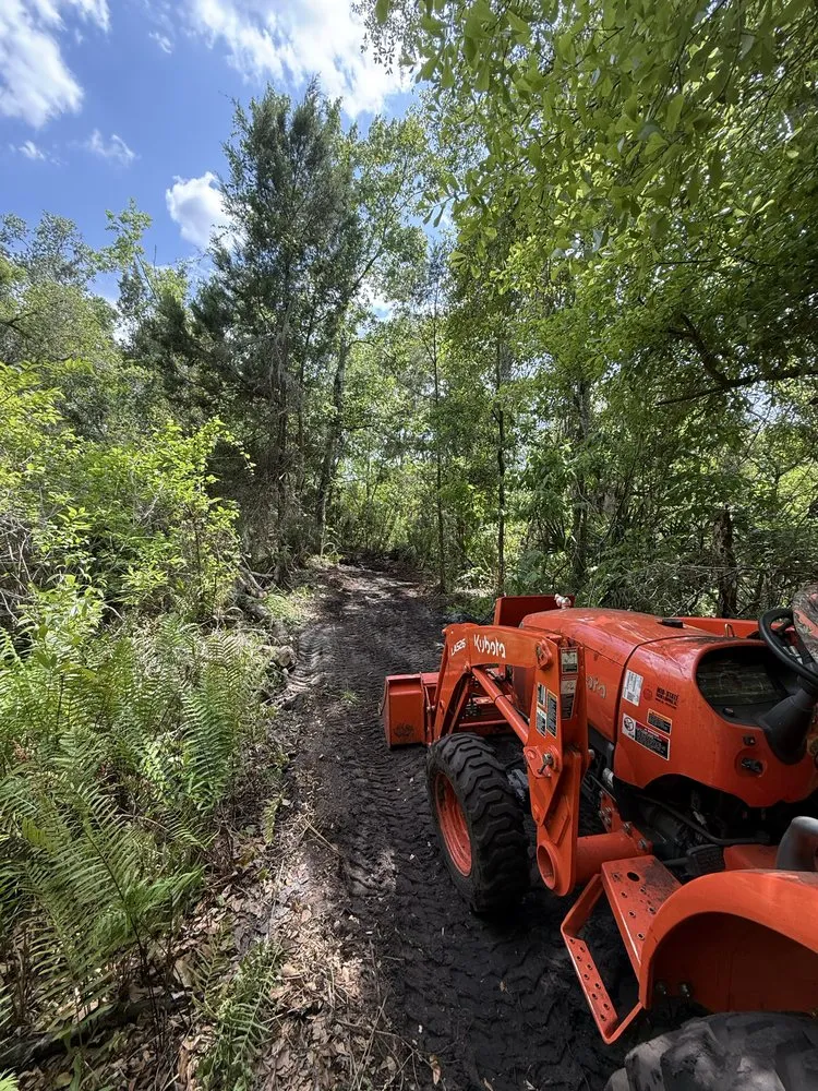 Local lawn care service for residential properties across Christmas, FL - Good Shepherd Landworks