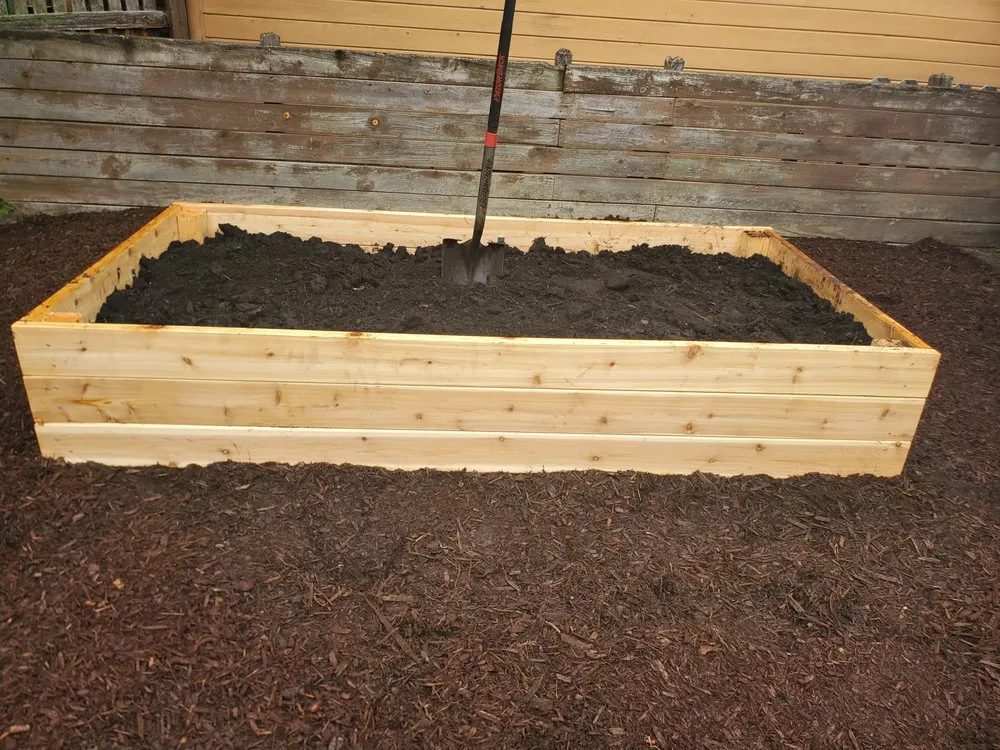 Affordable yard maintenance experts serving Auburn Hills, MI - Good Soil Landscaping