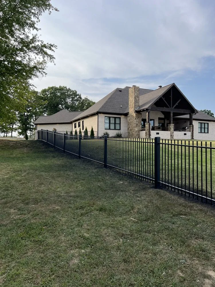 Custom outdoor landscaping for homes in Fort Payne, AL by Goodman Construction Services