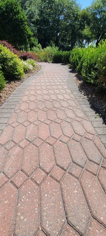 Top-rated landscape design in Higginsville, MO by GoodNight Lawn & Landscape