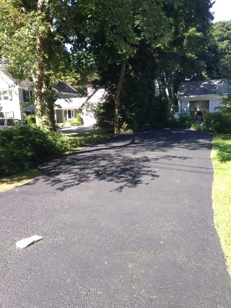 Affordable yard maintenance with custom design across Greenwich, CT - Goodwin Landscaping