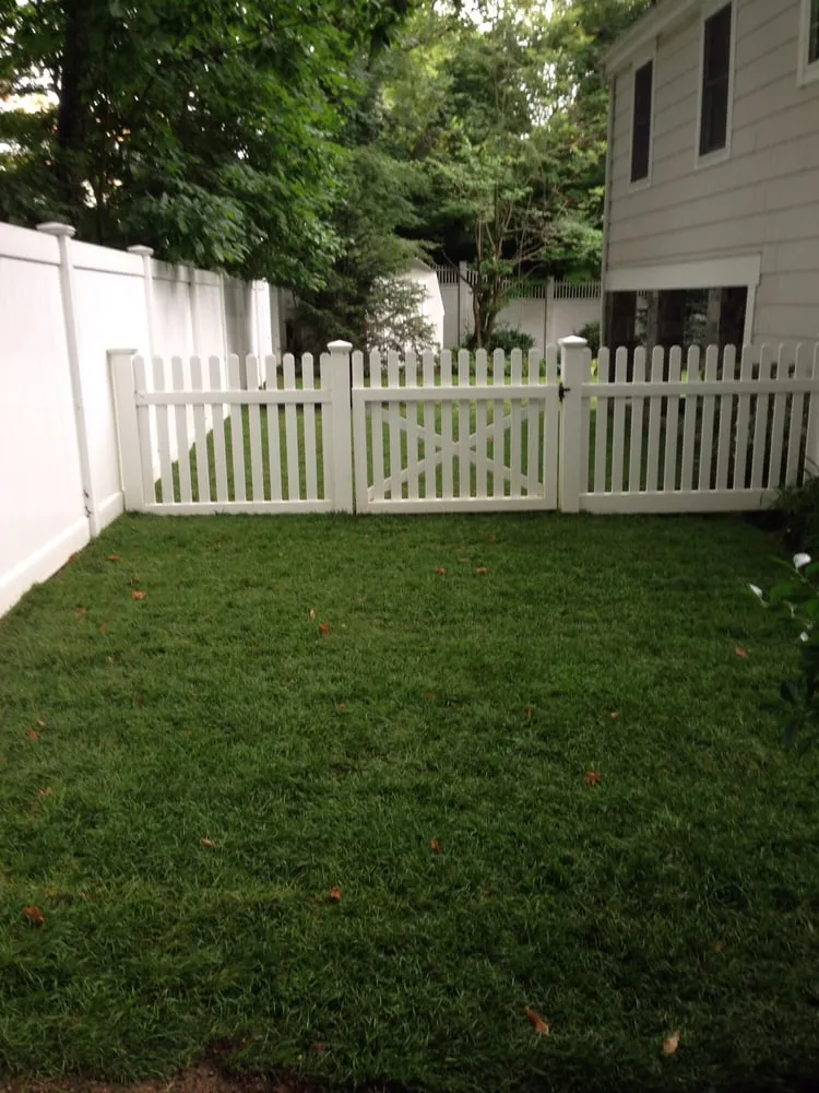Professional lawn care service in Greenwich, CT by Goodwin Landscaping
