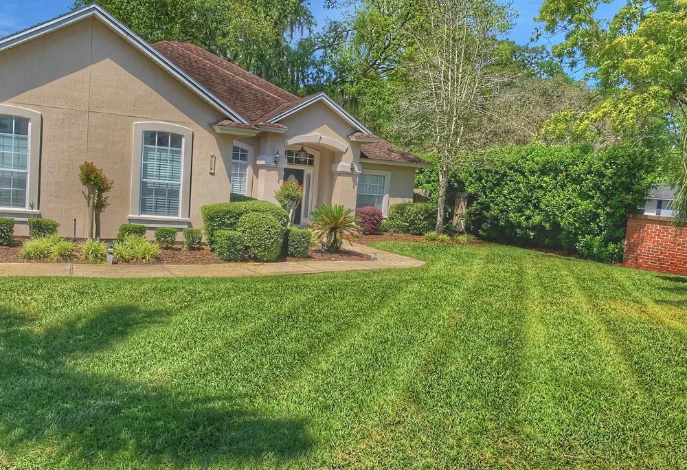 Custom outdoor landscaping in Jacksonville, FL - Goodwin Lawn Services