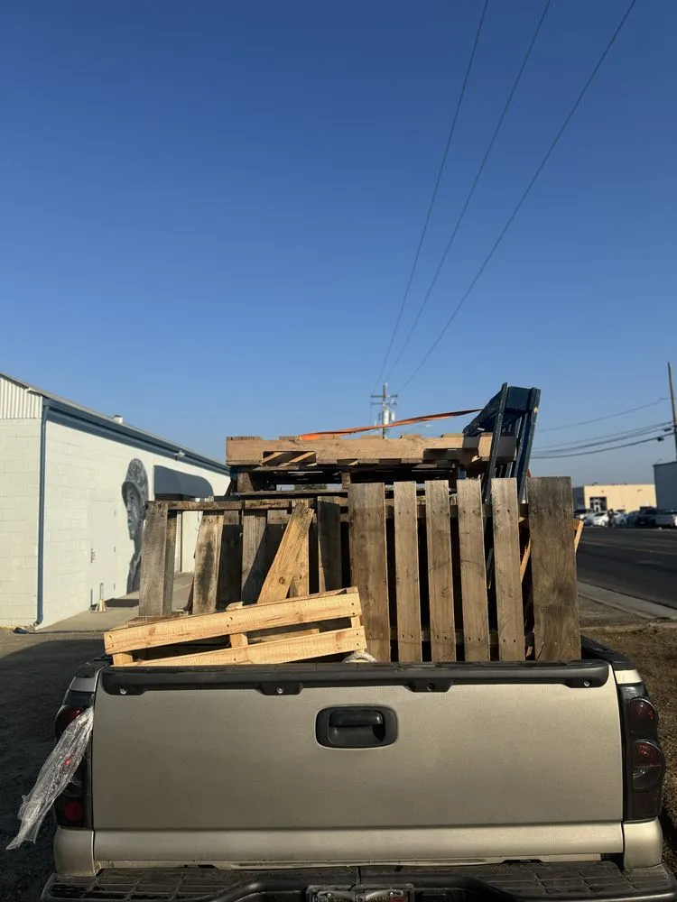 Custom lawn care service in Madera, CA - Goodys Lawn Services