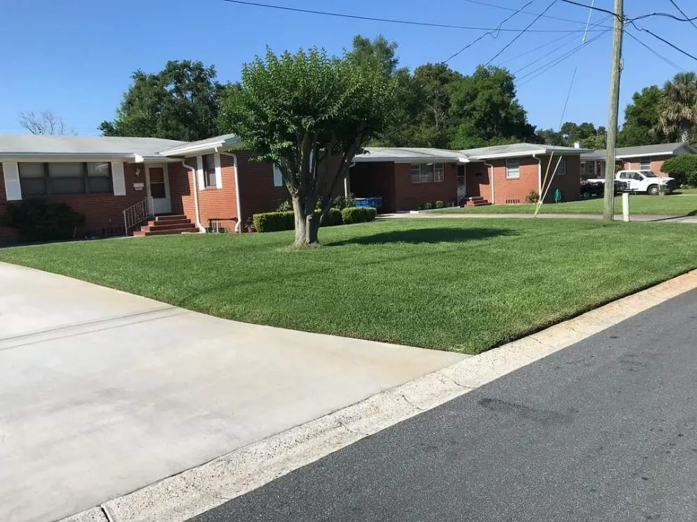 Expert residential landscaping for beautiful yards in Jacksonville, FL by Goosby and Goosby Lawn Care