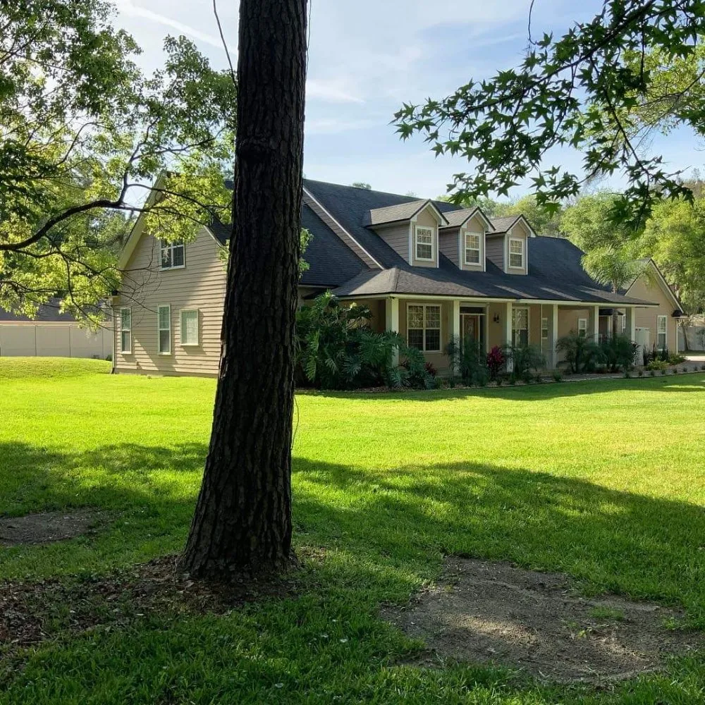 Top-rated landscaping services in Jacksonville, FL by Goosby and Goosby Lawn Care